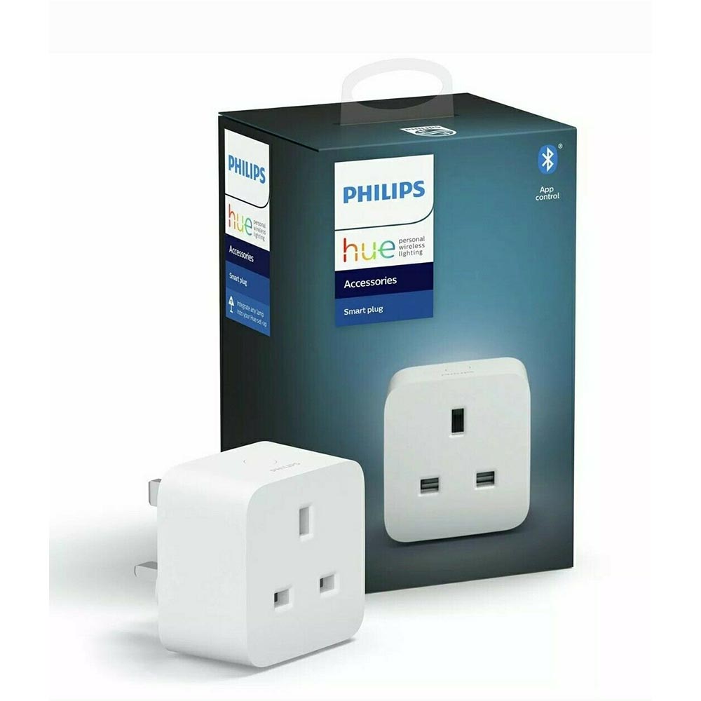 Philips he smart plug front view with package